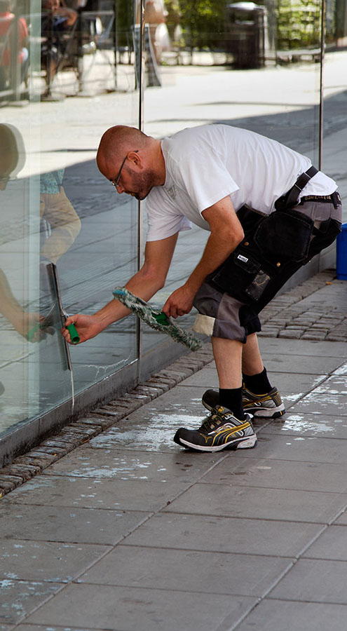 Clean Street Window Washing